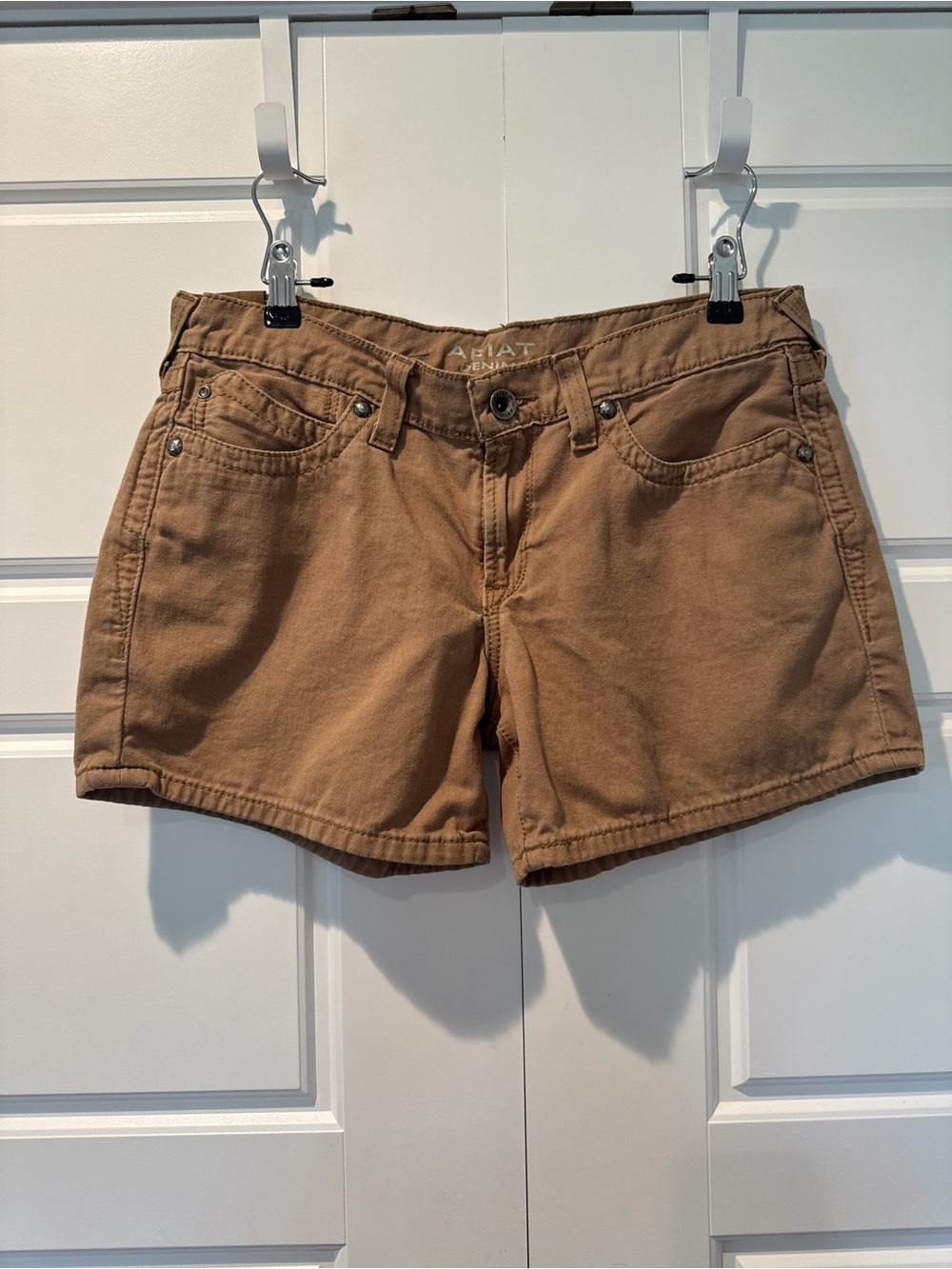 Ariat Boyfriend Brown Shorts Mid Rise Stitch Details Western Women’s Size 29